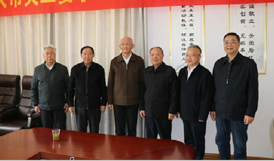 張世云被授予“全省關(guān)心下一代工作突出貢獻(xiàn)獎(jiǎng)”榮譽(yù)稱(chēng)號(hào)